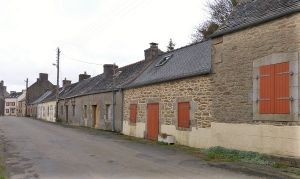 Plouneour Menez 11.JPG